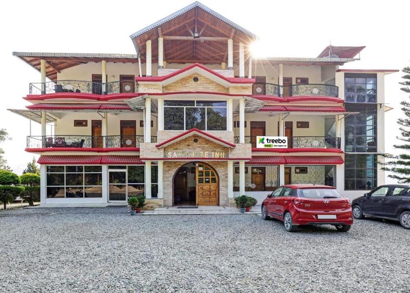 Uttarakhand Bhimtal Hotel Exterior
