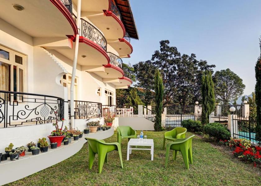 Uttarakhand Bhimtal Hotel Exterior