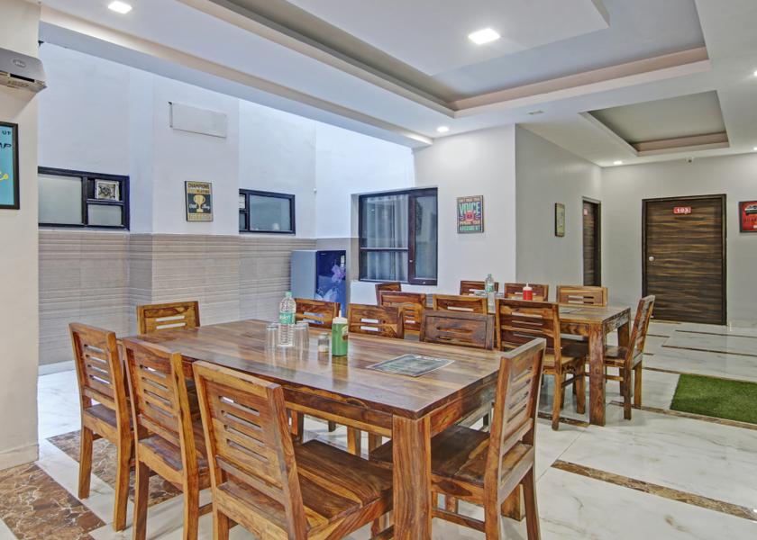 Uttar Pradesh Noida Food & Dining
