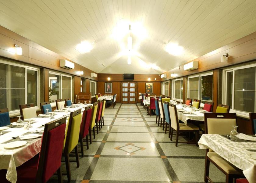 Gujarat Anand Dining Area