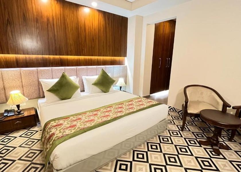Delhi Delhi Deluxe Room