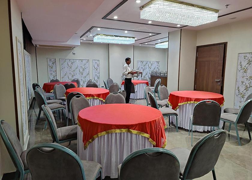 Delhi Delhi Business Centre