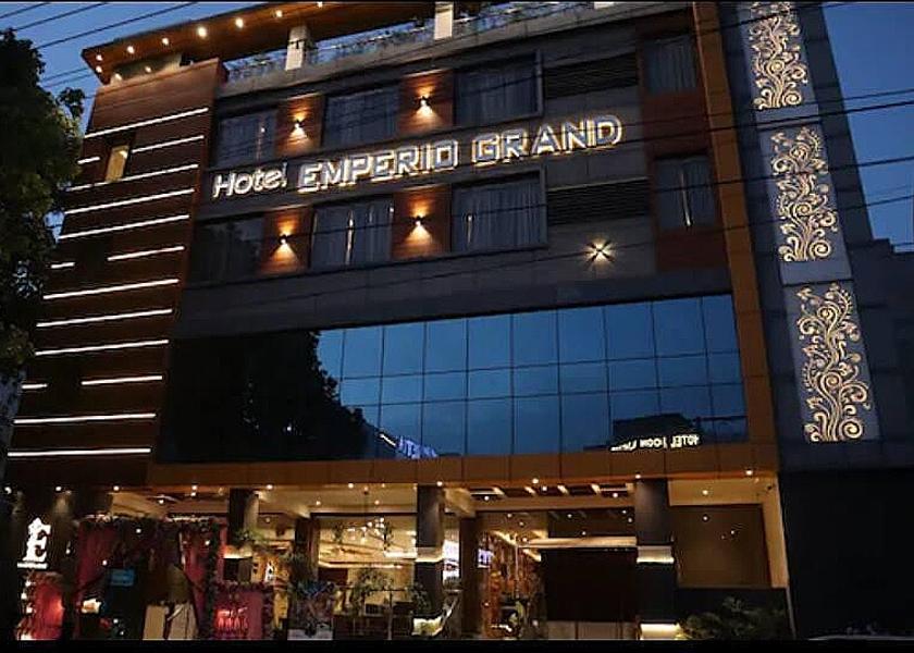 Uttar Pradesh Lucknow Hotel Exterior