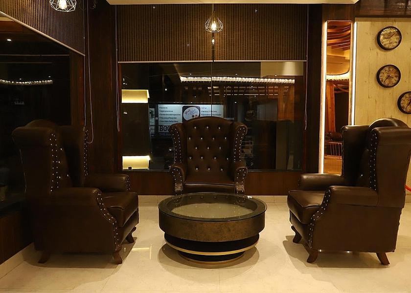 Uttar Pradesh Lucknow Public Areas