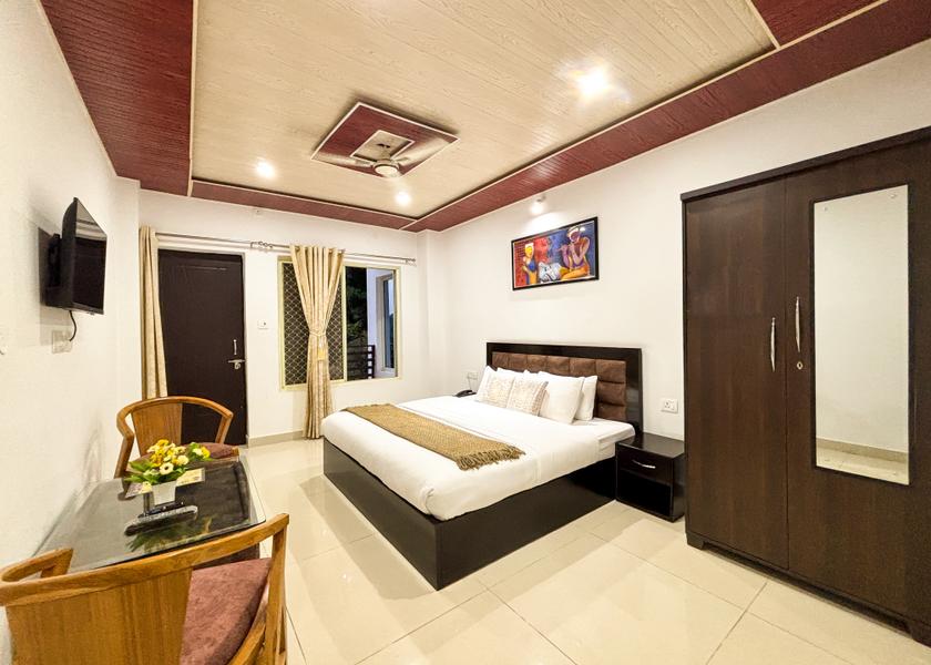 Uttarakhand Lansdowne Deluxe Room
