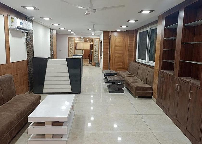 Uttarakhand Rishikesh Public Areas