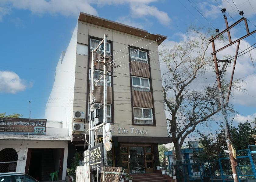 Uttarakhand Rishikesh Hotel Exterior