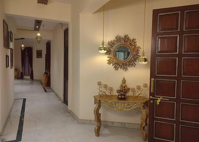 Uttarakhand Rishikesh Public Areas