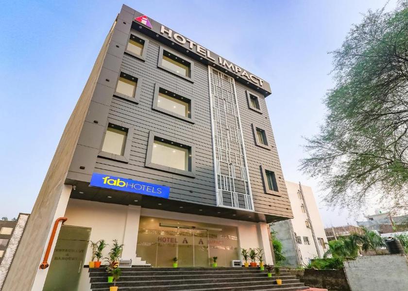 Uttar Pradesh Lucknow Hotel Exterior