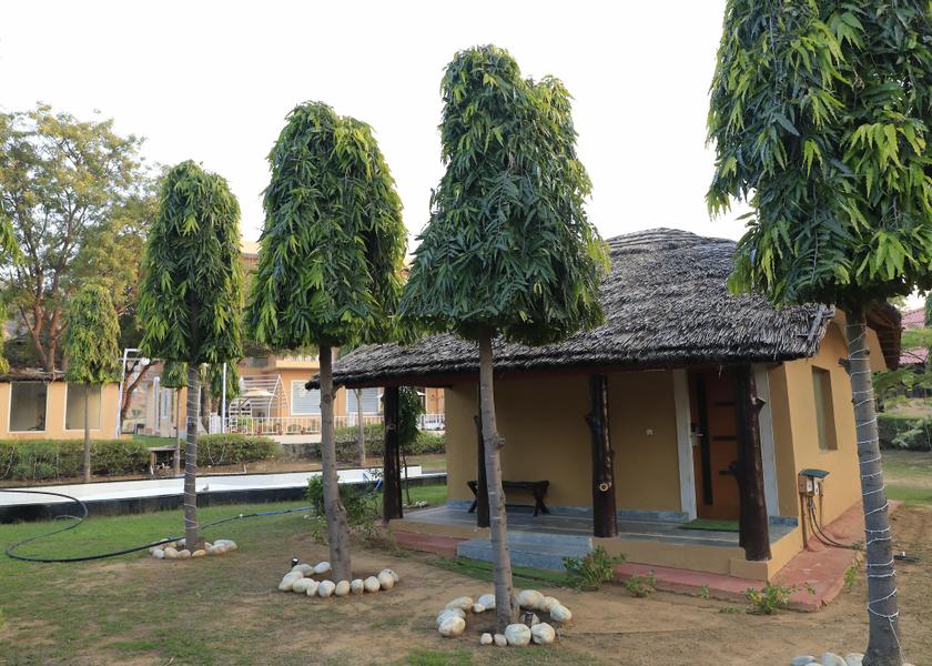 Rajasthan Neemrana Hotel Exterior