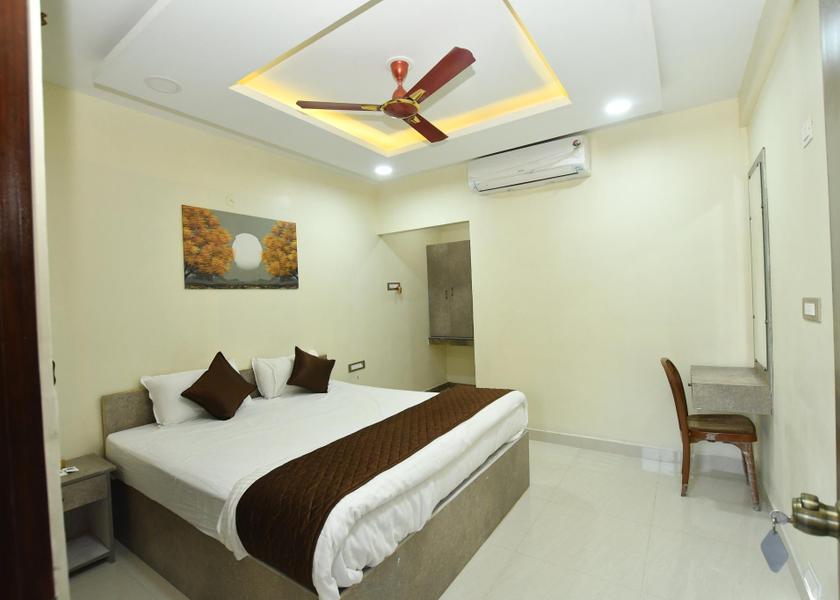 Tamil Nadu Tiruvannamalai Single Deluxe Room
