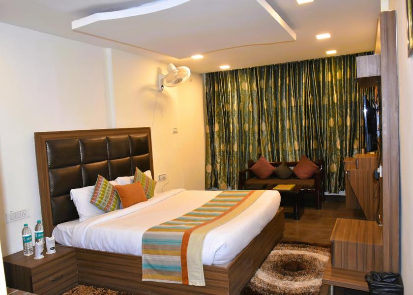 Himachal Pradesh Khajjiar Deluxe room
