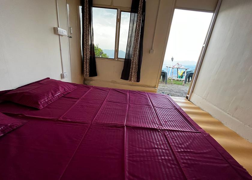 Uttarakhand Dhanaulti Room