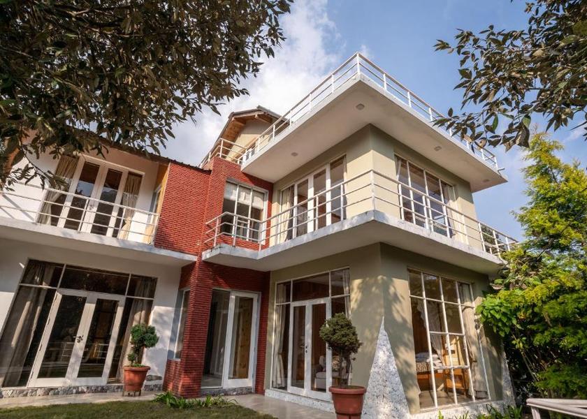 Uttarakhand Bhimtal Facade