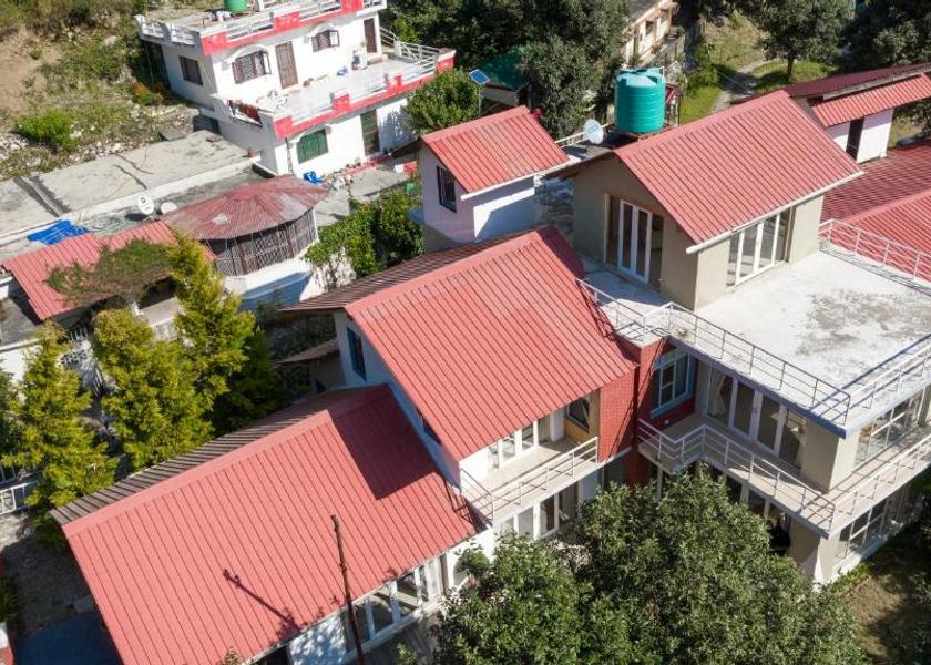 Uttarakhand Bhimtal Hotel Exterior