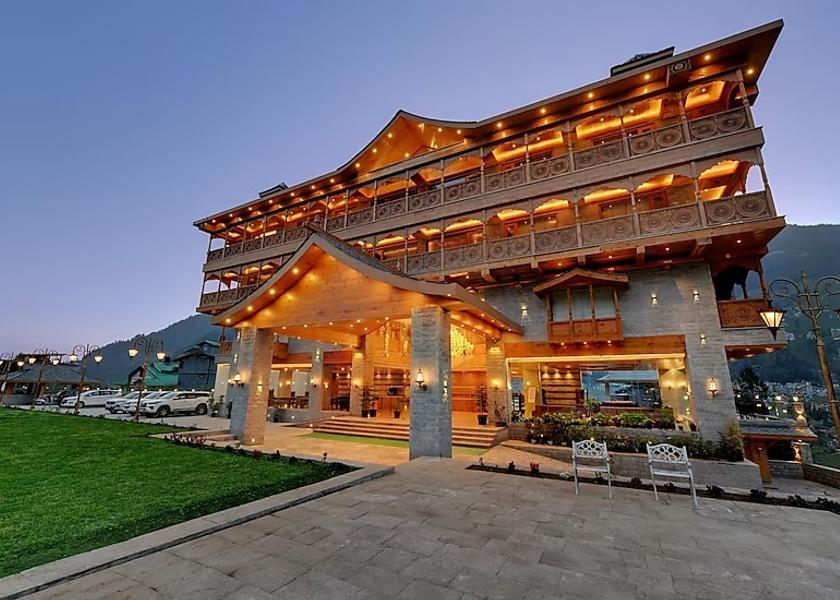 Himachal Pradesh Manali Hotel Exterior