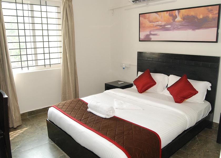 Karnataka Bangalore Deluxe Queen Room