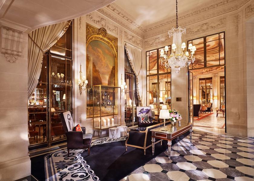 Ile-de-France Paris Interior Entrance