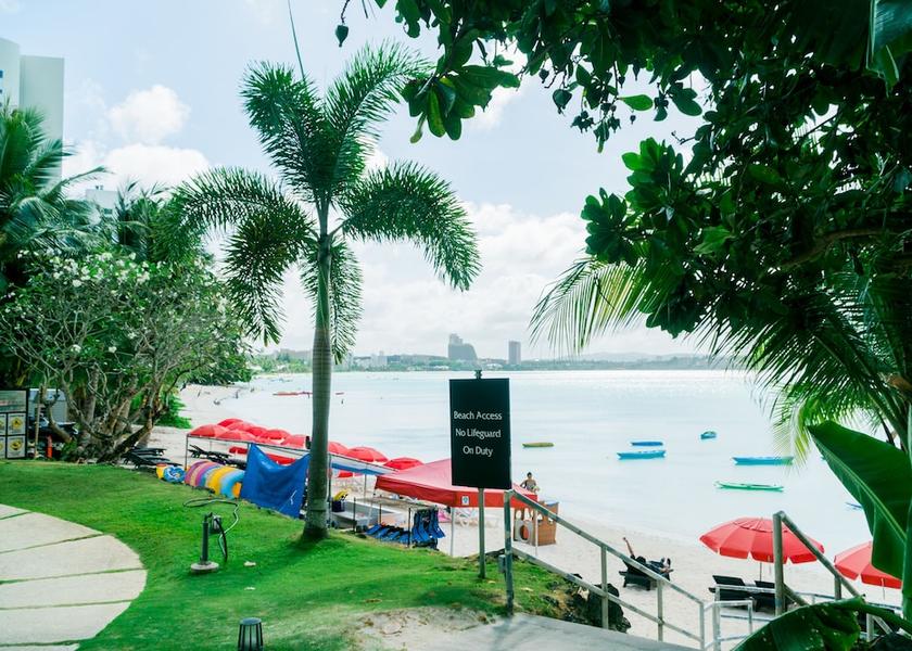  Tamuning Beach