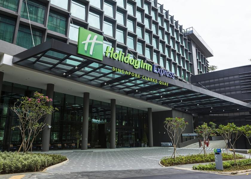  Singapore Exterior