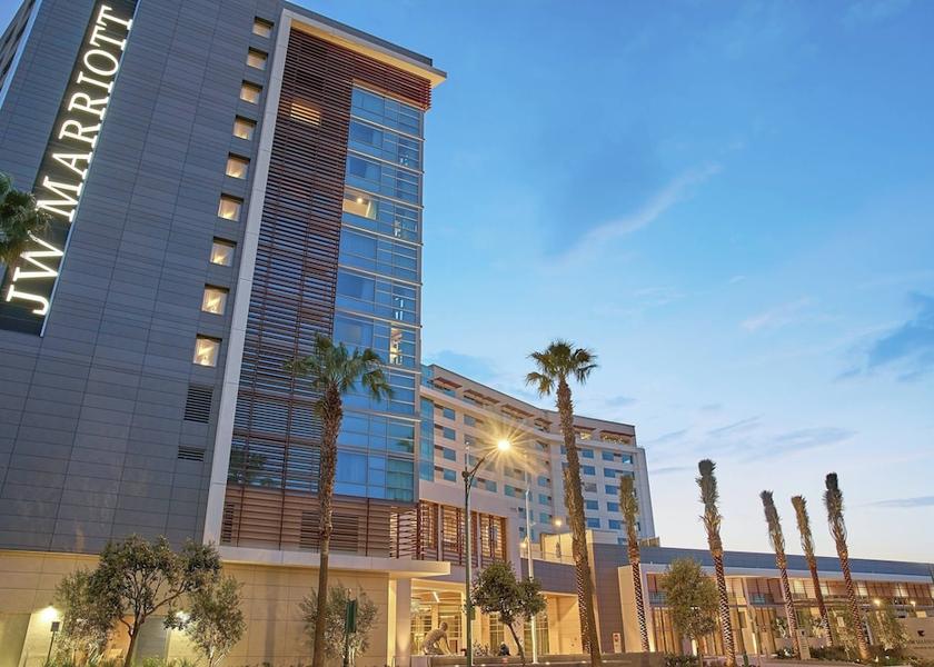 California Anaheim Exterior