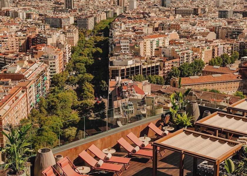 Catalonia Barcelona Pool