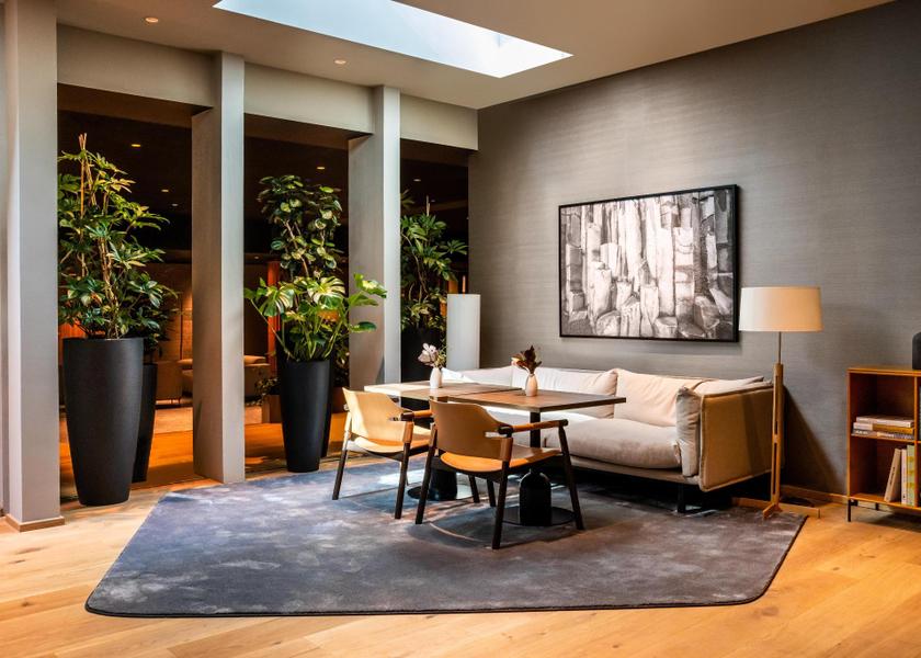 Hovedstaden Copenhagen lobby