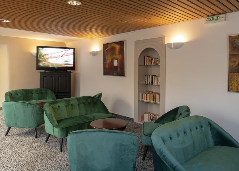 Grand Est Niederbronn-les-Bains Reception