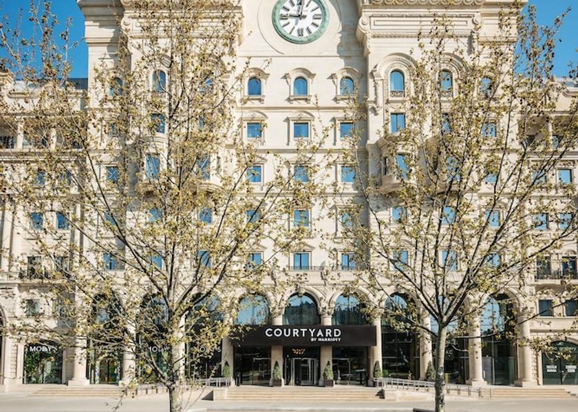  Baku Exterior Detail
