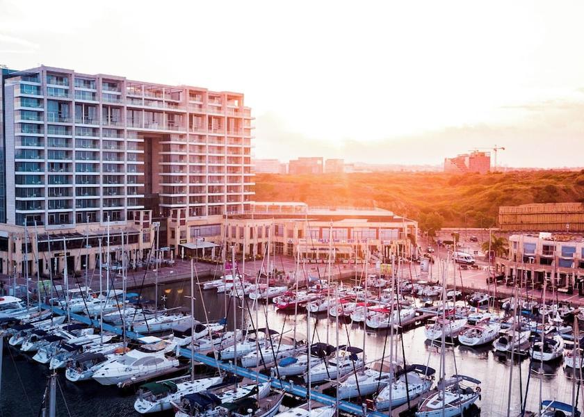  Herzliya Exterior Detail