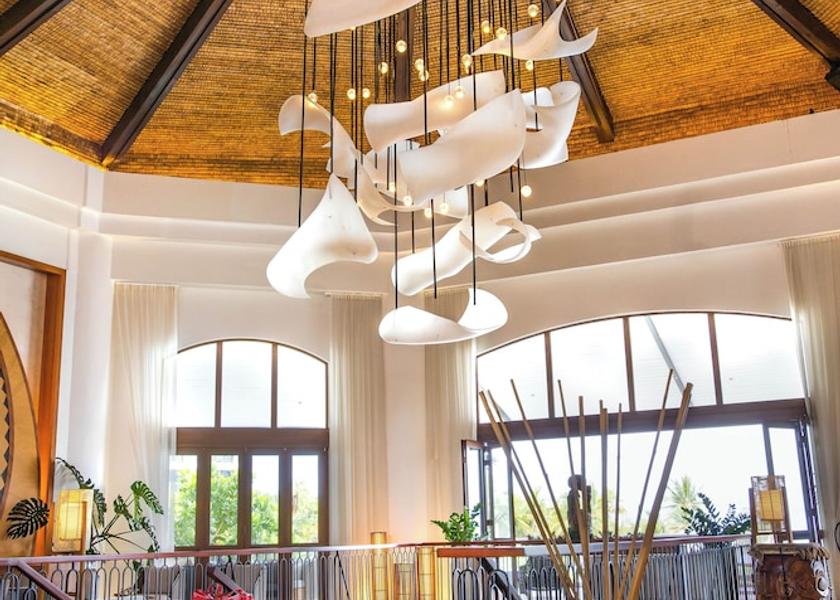 Windward Islands Faaa Lobby