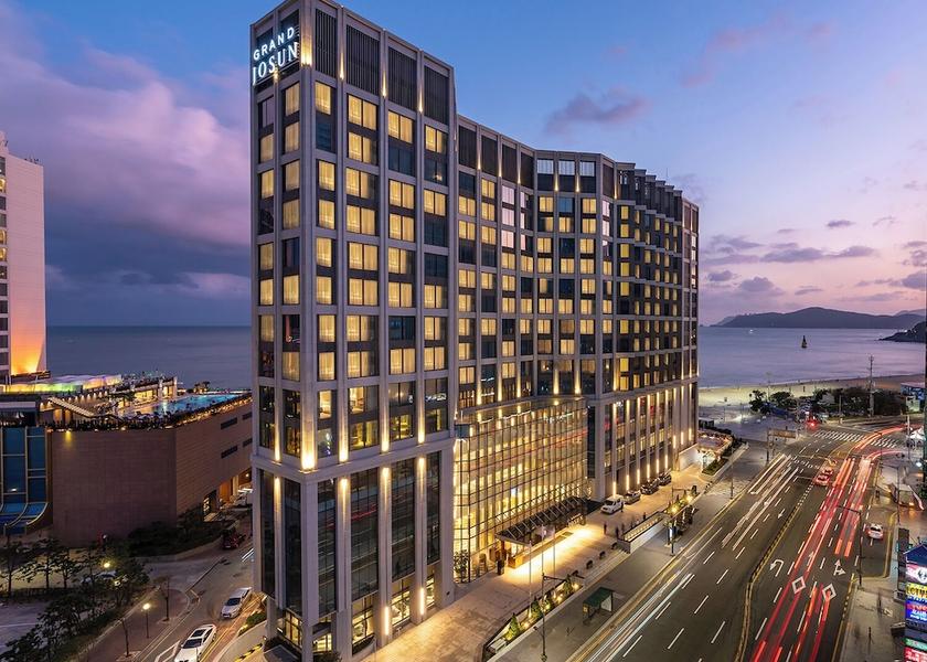  Busan Exterior