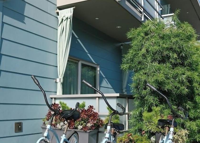 California Manhattan Beach Bicycling