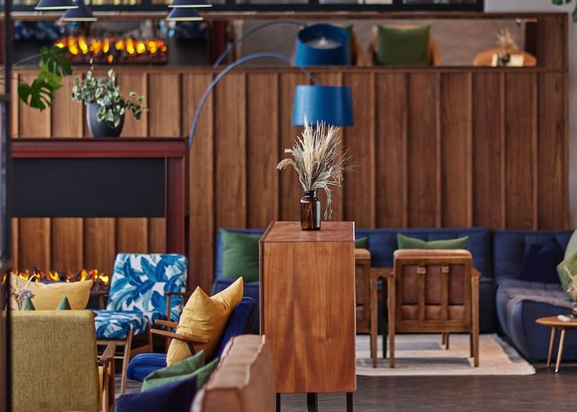 Southern Peninsula Reykjavik Lobby