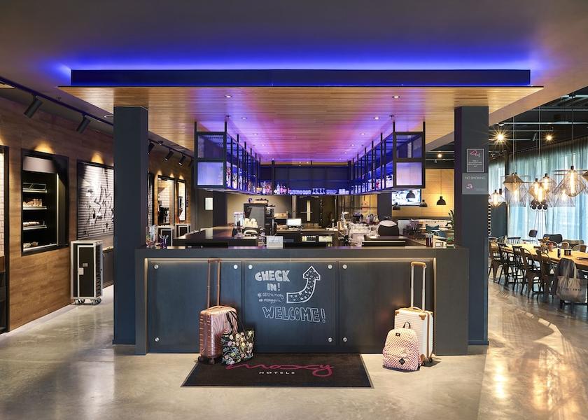 Ile-de-France Roissy-en-France Reception