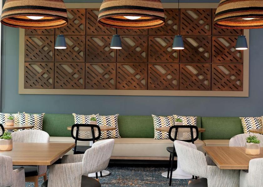  Bayamon Lobby