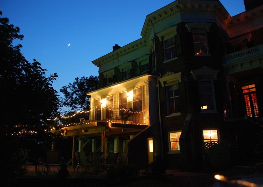 Virginia Dublin Exterior