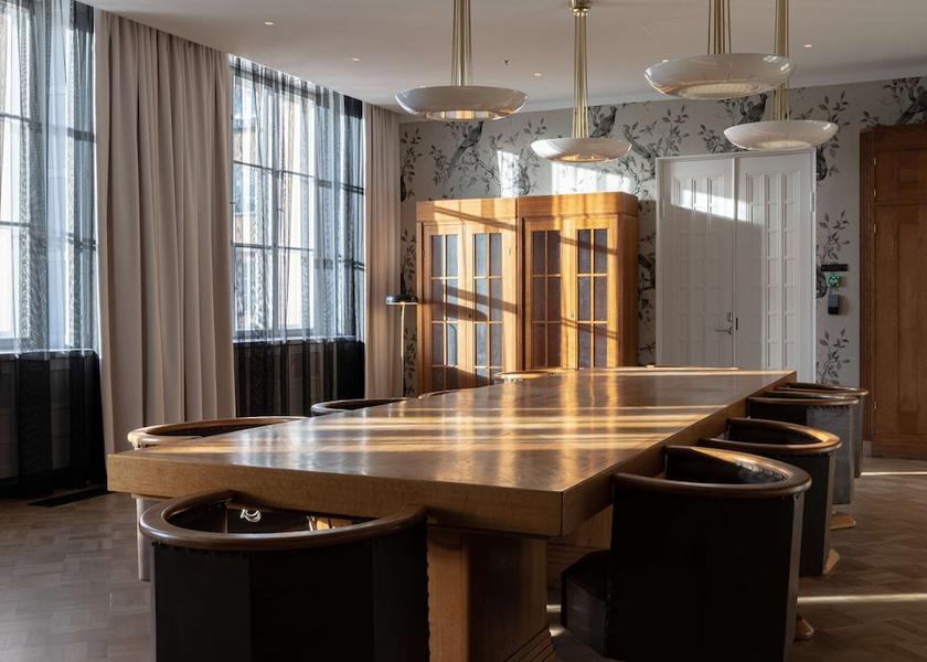  Helsinki Meeting Room