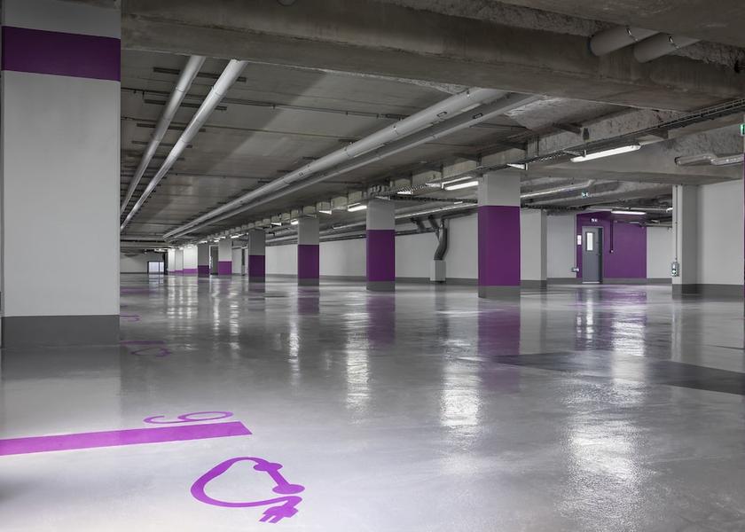 Ile-de-France Roissy-en-France Parking