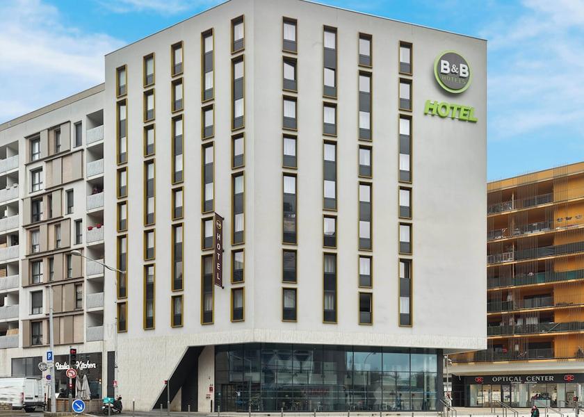 Île-de-France Bagnolet Front of property