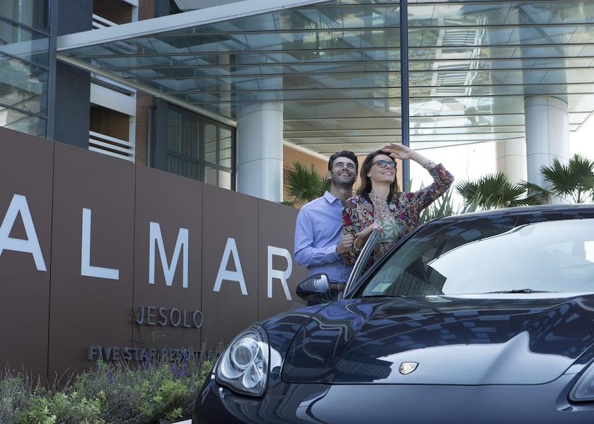 Veneto Jesolo Entrance