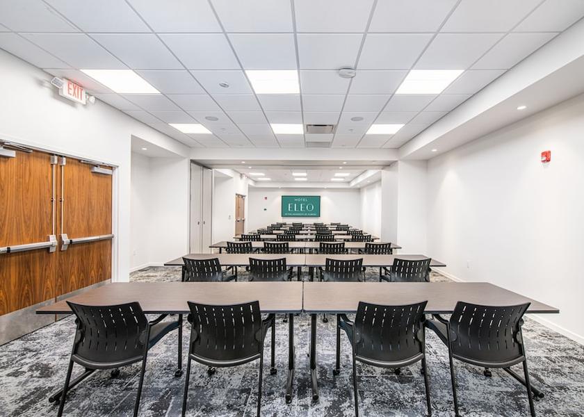 Florida Gainesville Meeting Room