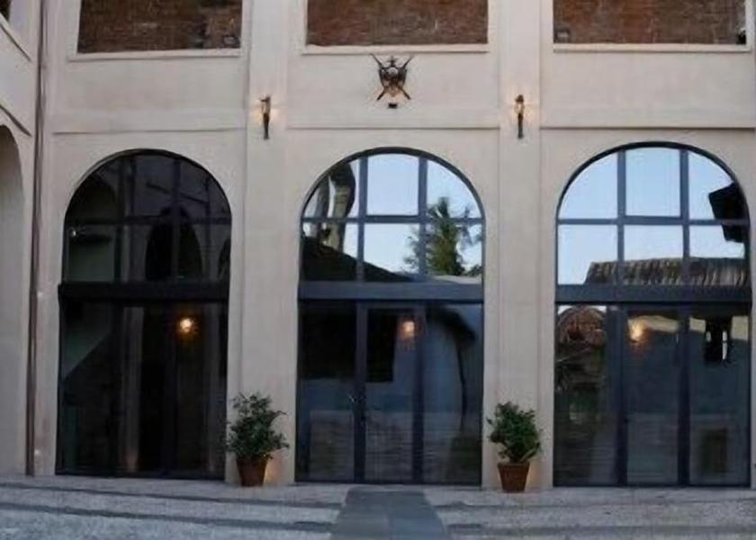 Piedmont Lu Entrance