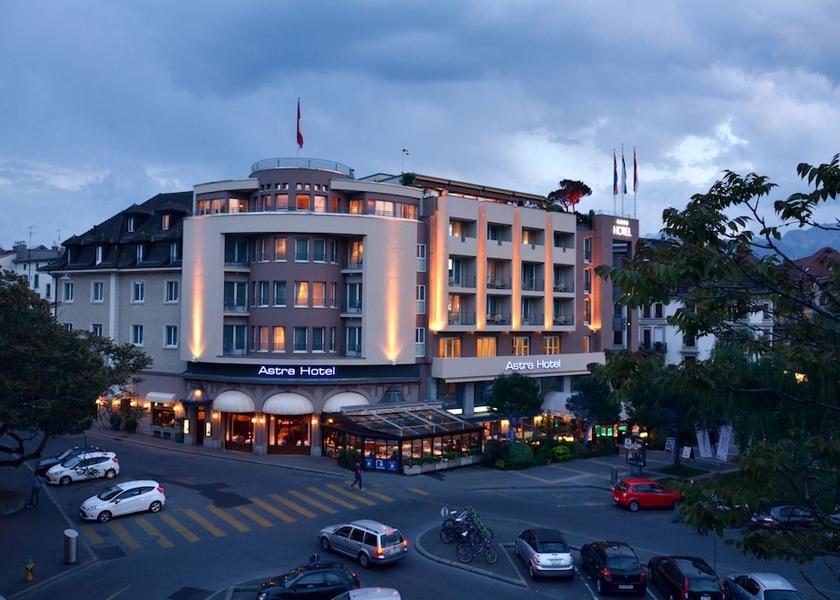Canton of Vaud Vevey Front of property