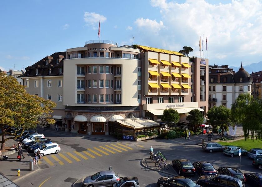 Canton of Vaud Vevey Front of property