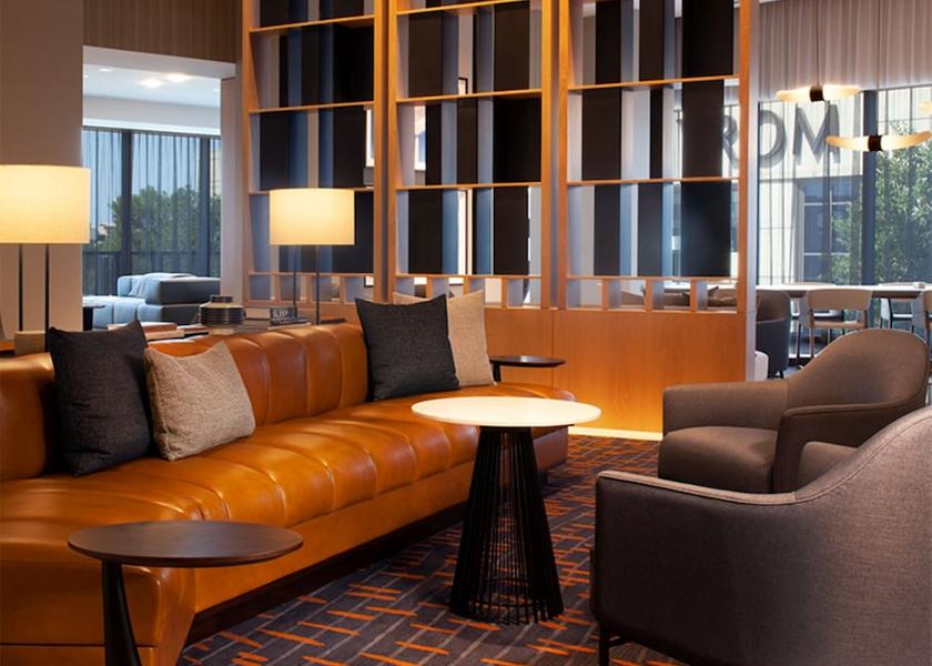Texas Frisco Lobby sitting area