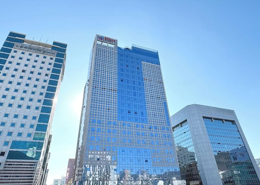  Busan Exterior