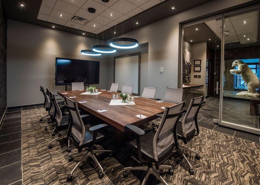 Northwest Territories Yellowknife Meeting Room