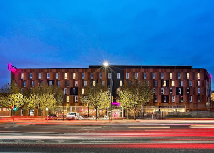 Hovedstaden Copenhagen Front of property - evening/night