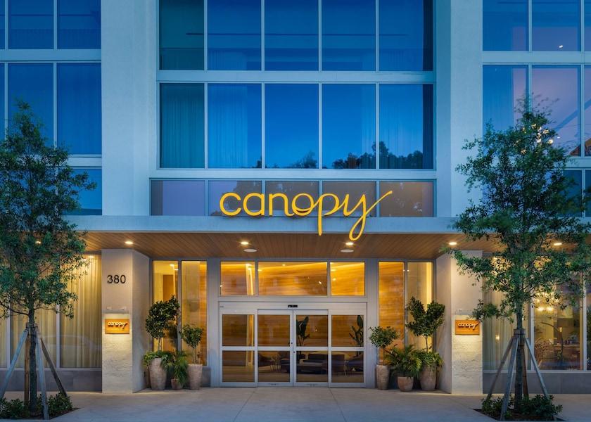 Florida West Palm Beach Exterior Detail